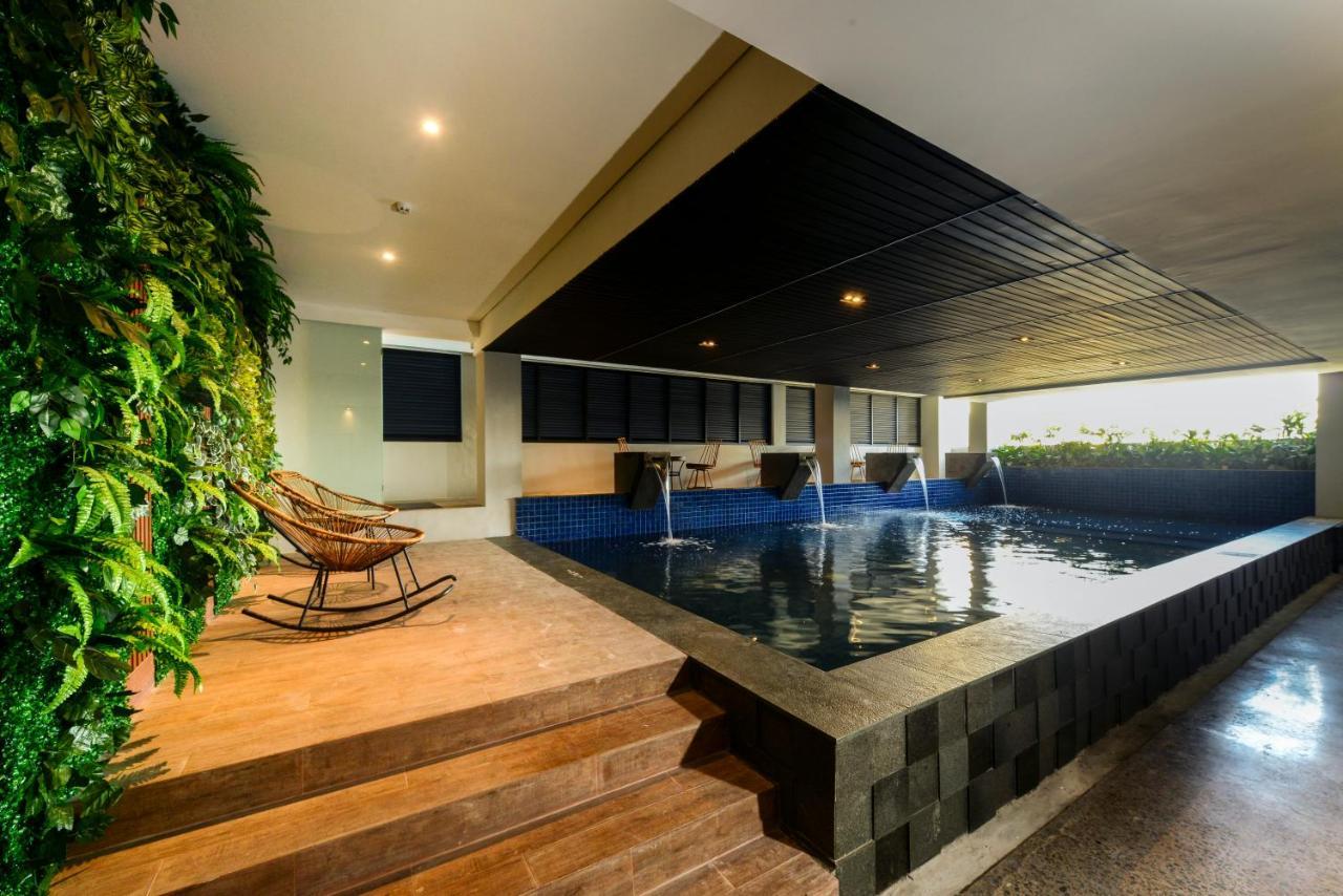 Nata Azana Hotel Solo المظهر الخارجي الصورة