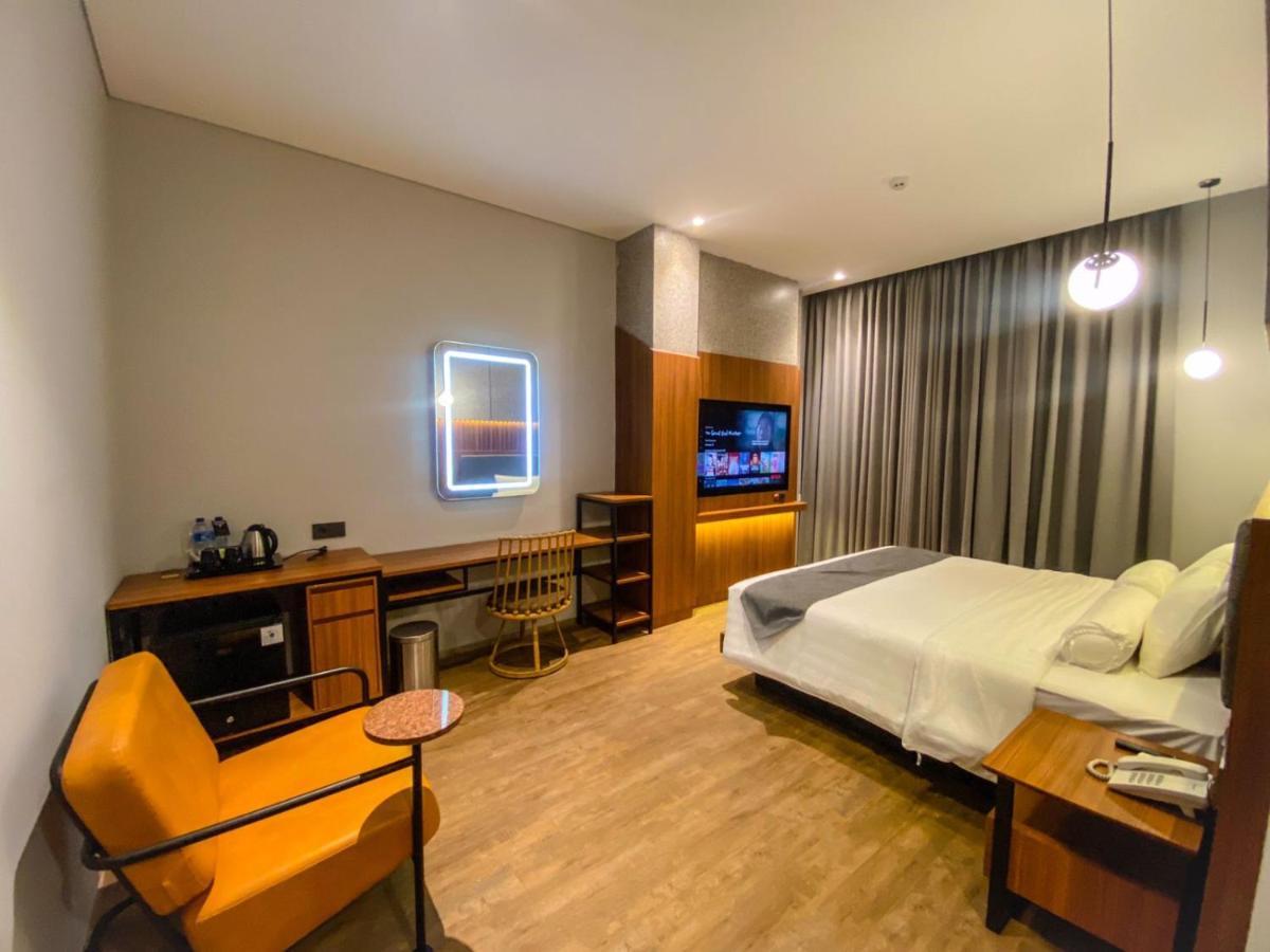 Nata Azana Hotel Solo المظهر الخارجي الصورة