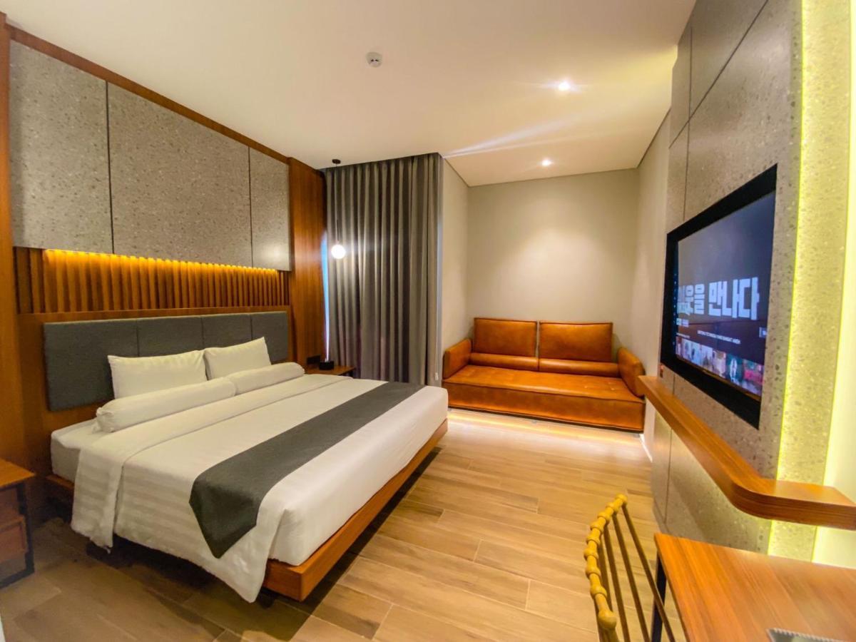 Nata Azana Hotel Solo المظهر الخارجي الصورة